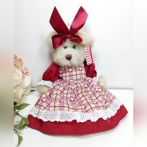 Valentine's Day Lady Teddy Bear. Valentine's Day Staffed Girl Bear Friendship
